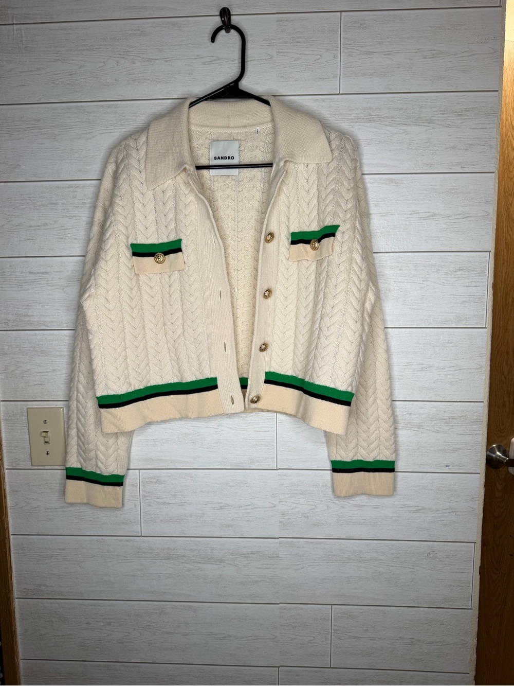 Sandro Cream Cable-Knit Cropped Jacket with Green Trim and Gold Buttons - Picture 2 of 3